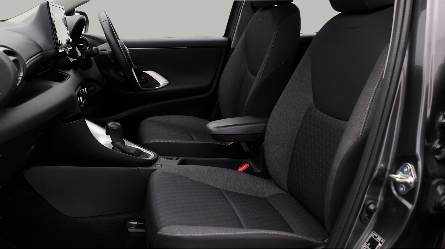 Used Toyota Yaris 2023 for sale - 77365084: Photo 14