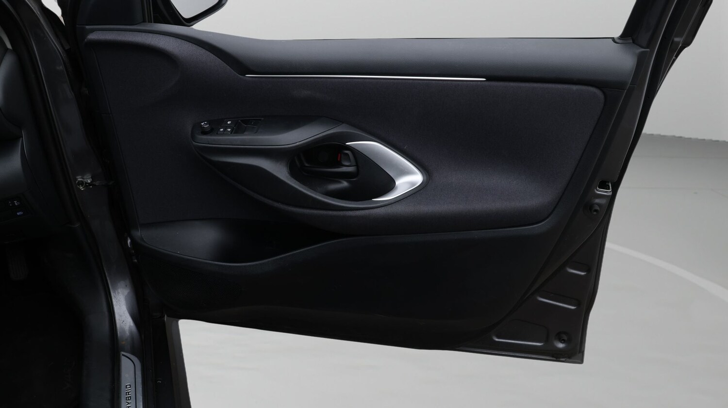 Used Toyota Yaris 2023 for sale - 77365084: Photo 15