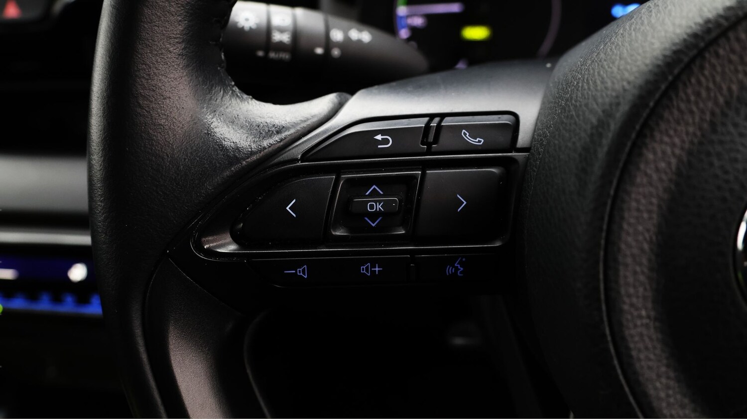 Used Toyota Yaris 2023 for sale - 77365084: Photo 23