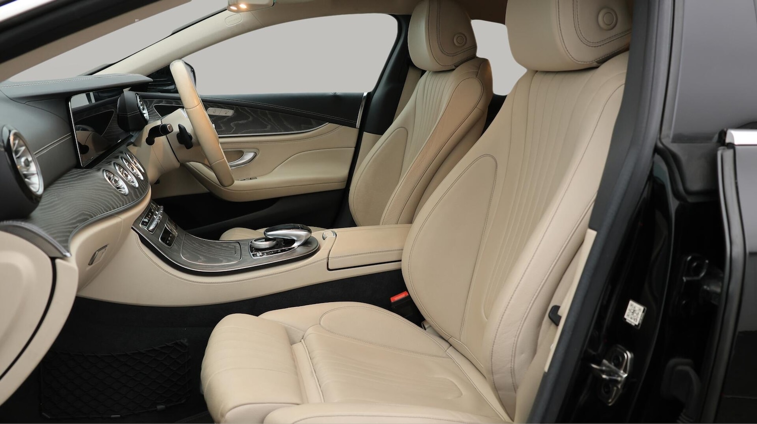 Used Mercedes-Benz CLS 2020 for sale - 76159061: Photo 15
