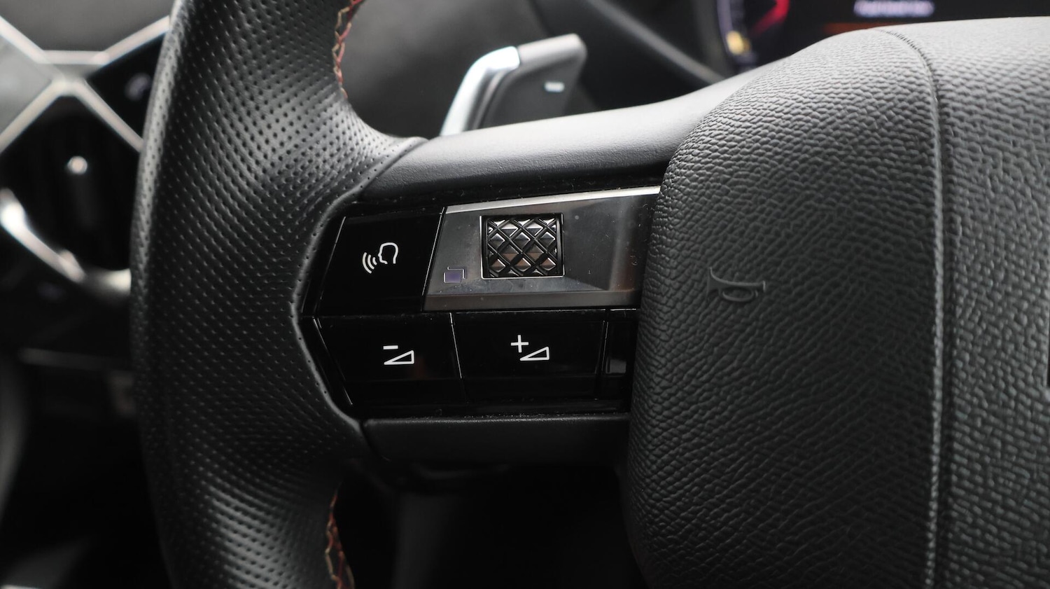 Used DS Automobiles DS 3 Crossback 2022 for sale - 76398867: Photo 23