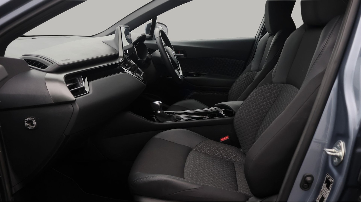 Used Toyota C-HR 2023 for sale - 77300622: Photo 14