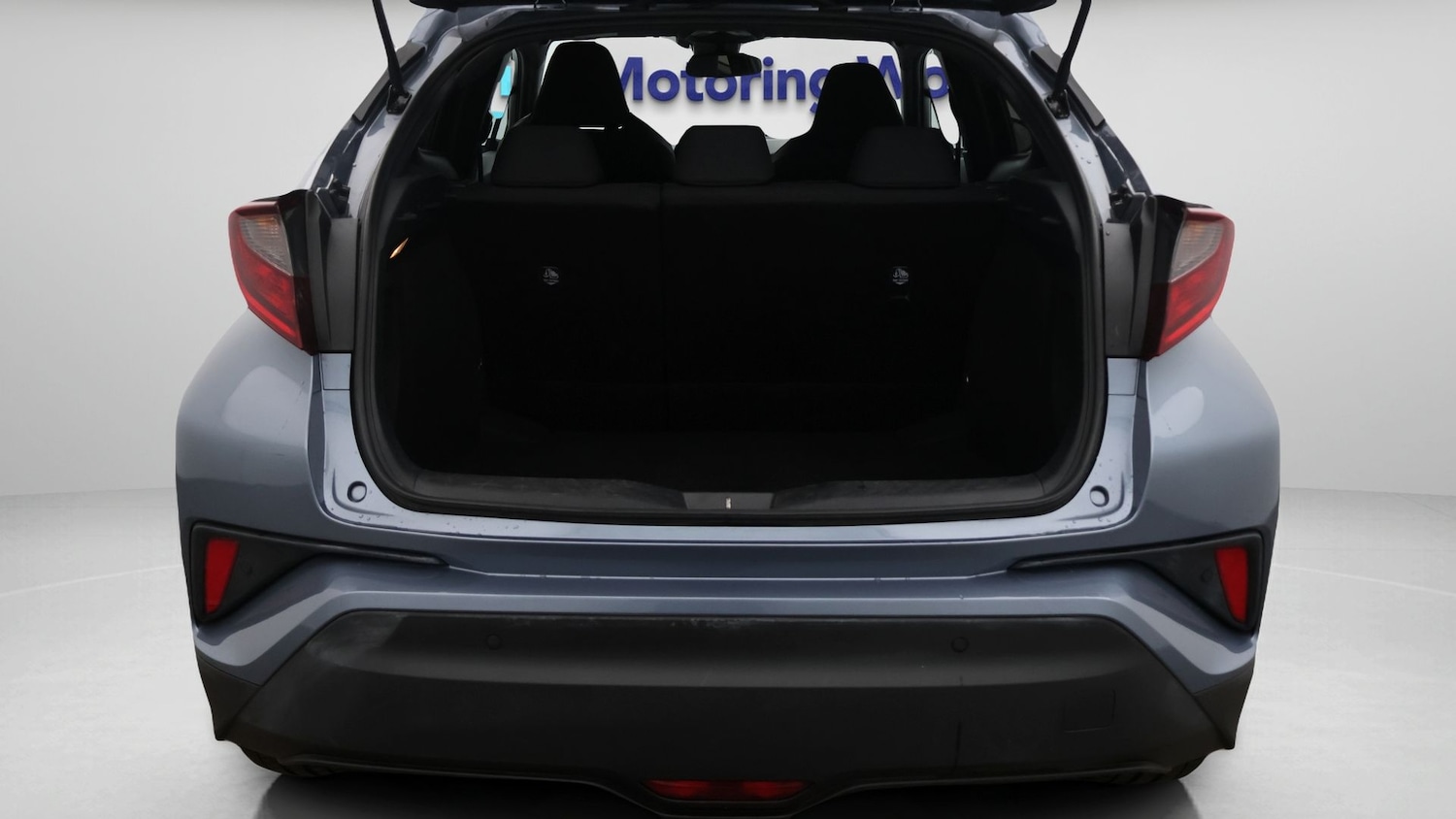 Used Toyota C-HR 2023 for sale - 77300622: Photo 17