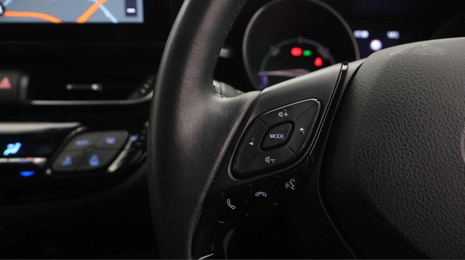 Used Toyota C-HR 2023 for sale - 77300622: Photo 23