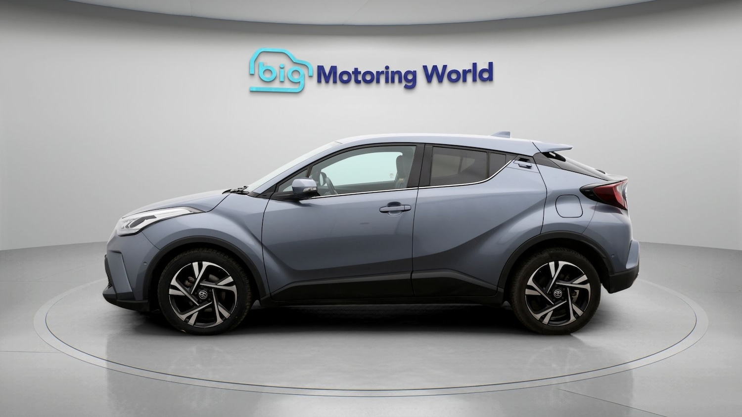 Used Toyota C-HR 2023 for sale - 77300622: Photo 4