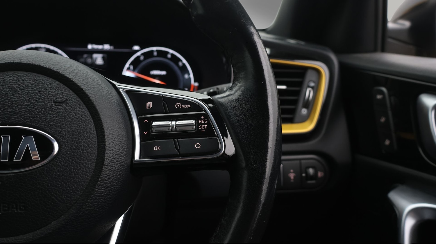 Used Kia XCeed 2020 for sale - 78067943: Photo 24