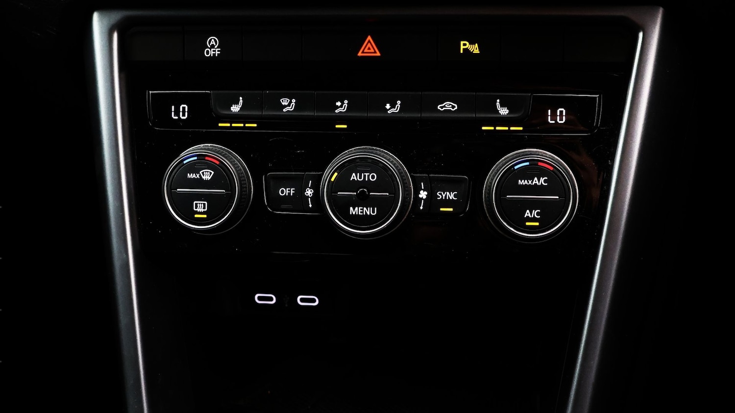 Used Volkswagen T-Roc 2022 for sale - 77220381: Photo 12