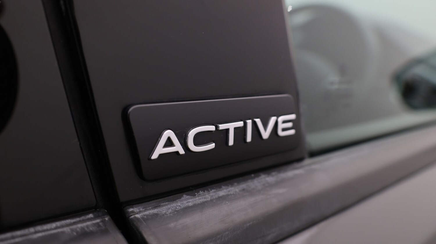 Used Volkswagen T-Roc 2022 for sale - 77220381: Photo 22