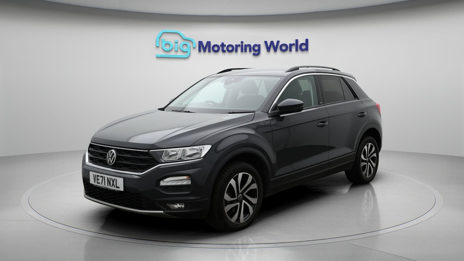 Used Volkswagen T-Roc 2022 for sale - 77220381: Photo 3