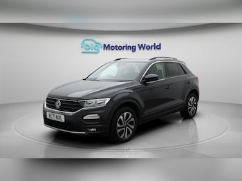 Used Volkswagen T-Roc 2022 for sale - 77220381: Photo