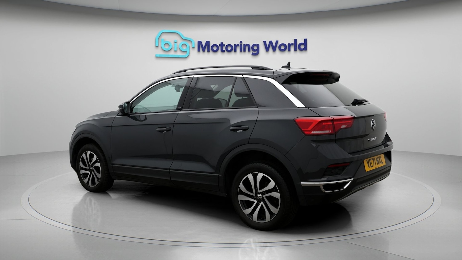 Used Volkswagen T-Roc 2022 for sale - 77220381: Photo 5