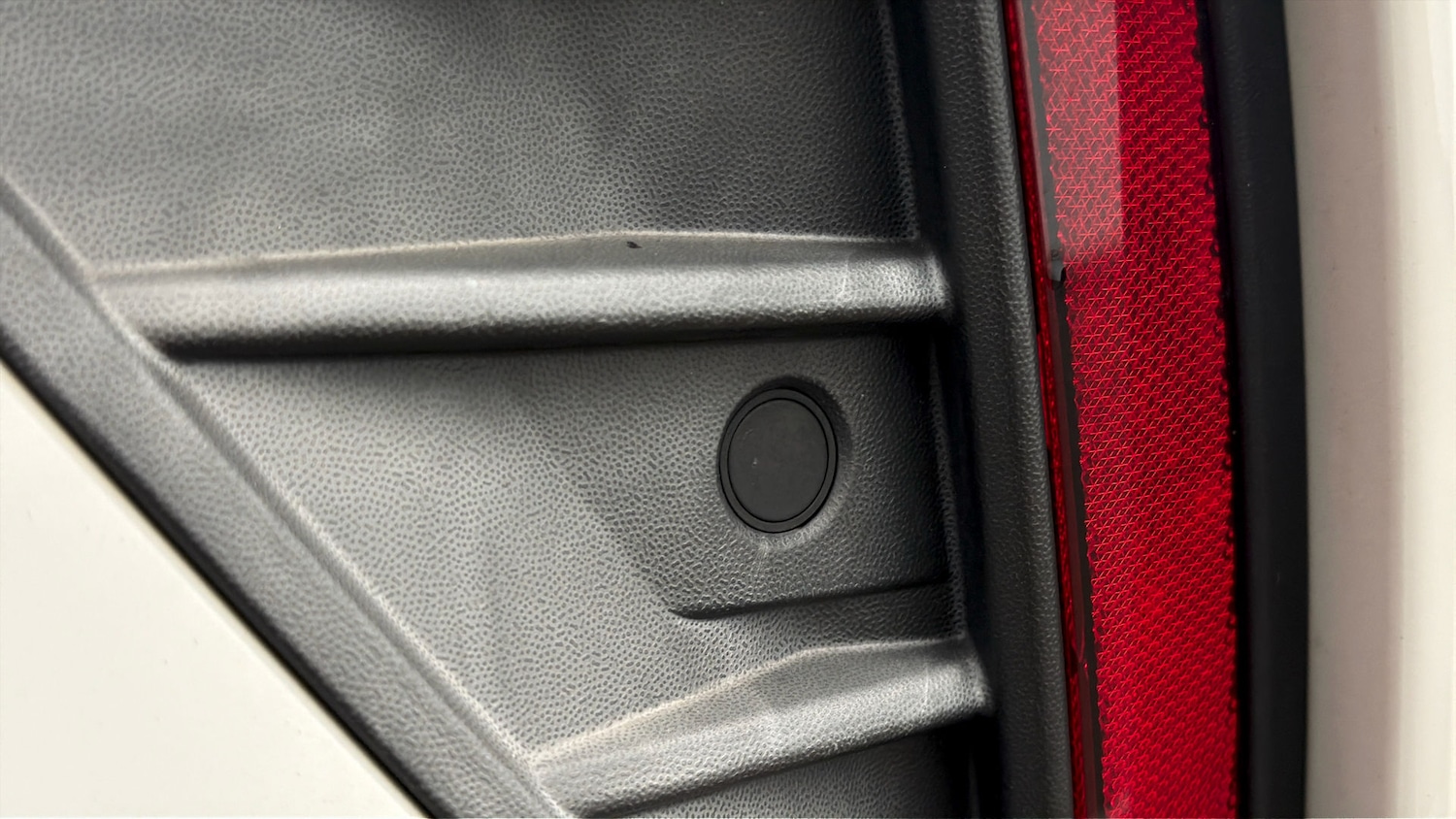 Used Volkswagen T-Roc 2023 for sale - 78090607: Photo 19