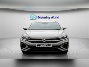 Used Volkswagen T-Roc 2023 for sale - 78090607: Photo