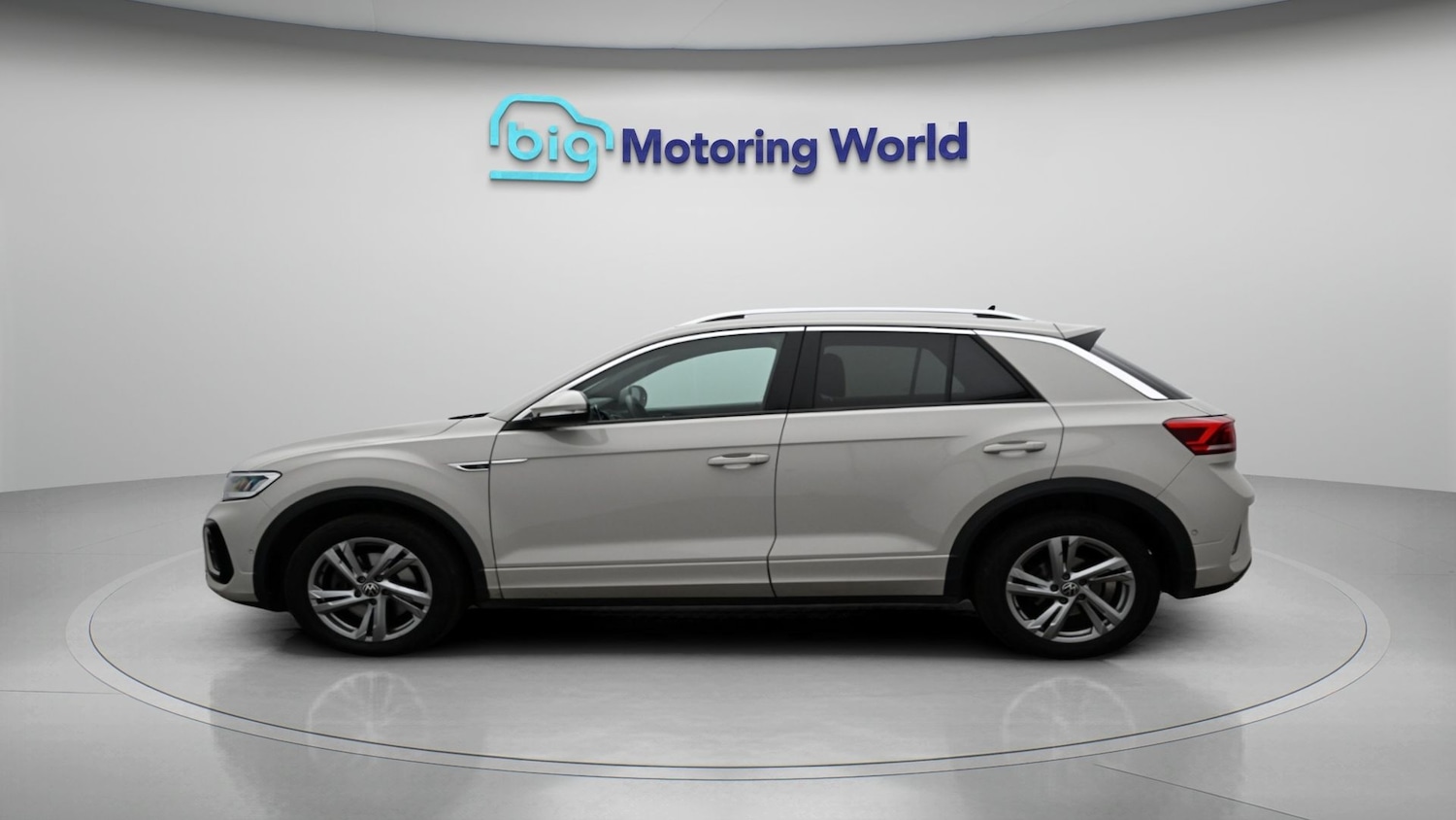 Used Volkswagen T-Roc 2023 for sale - 78090607: Photo 4