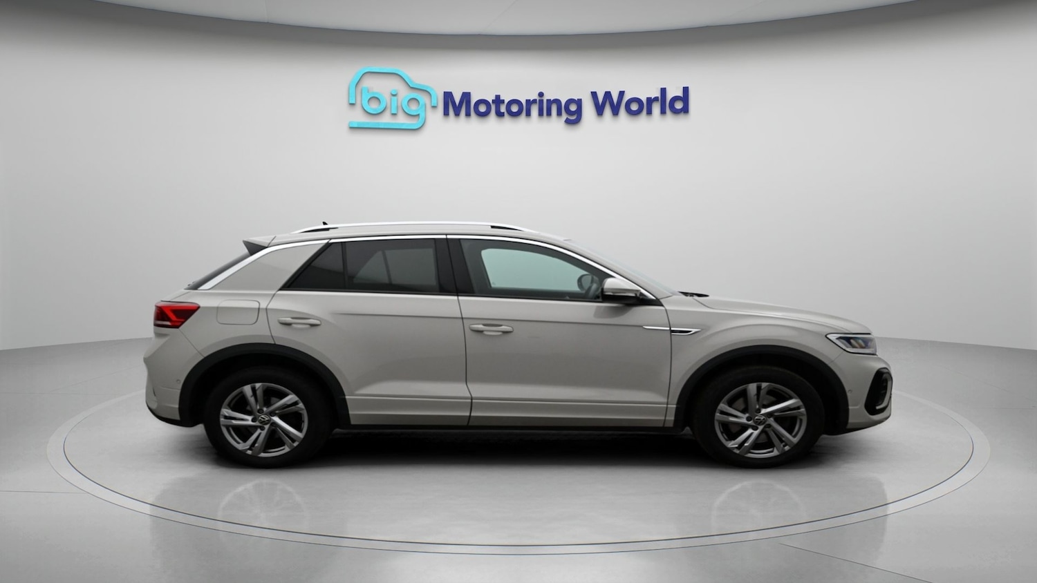 Used Volkswagen T-Roc 2023 for sale - 78090607: Photo 8