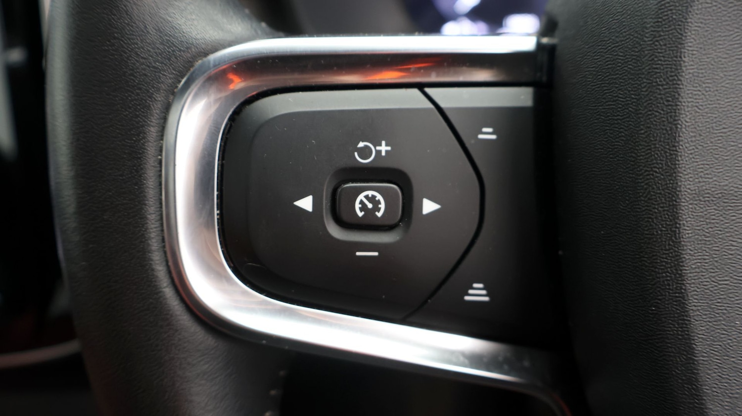 Used Volvo XC40 2021 for sale - 77460996: Photo 27