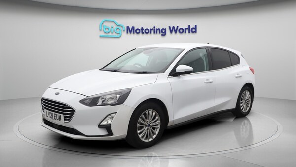 Used Ford Focus 2021 for sale - 76071740: Photo 4