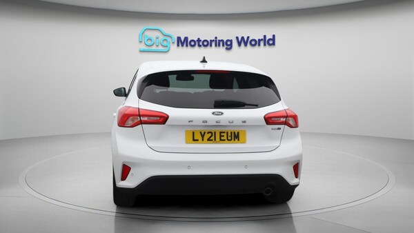 Used Ford Focus 2021 for sale - 76071740: Photo 7