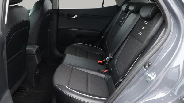 Used Kia Stonic 2022 for sale - 76306704: Photo 17