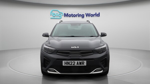 Used Kia Stonic 2022 for sale - 76306704: Photo 3