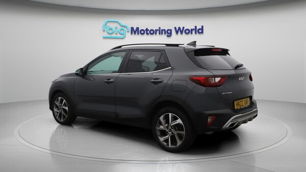 Used Kia Stonic 2022 for sale - 76306704: Photo 6
