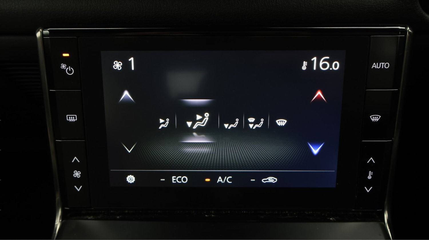 Used Mazda Mazda2 2021 for sale - 77689474: Photo 12