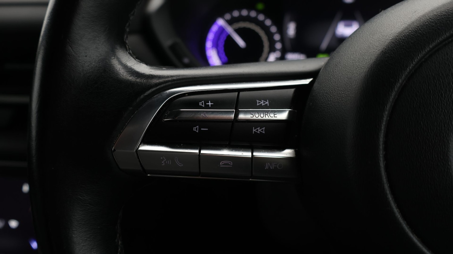 Used Mazda Mazda2 2021 for sale - 77689474: Photo 24