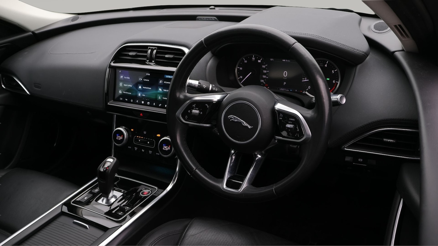 Used Jaguar XE 2020 for sale - 77888757: Photo 9