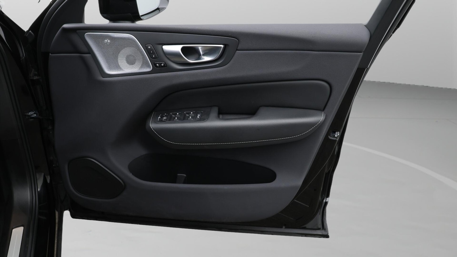 Used Volvo XC60 2024 for sale - 76633704: Photo 16