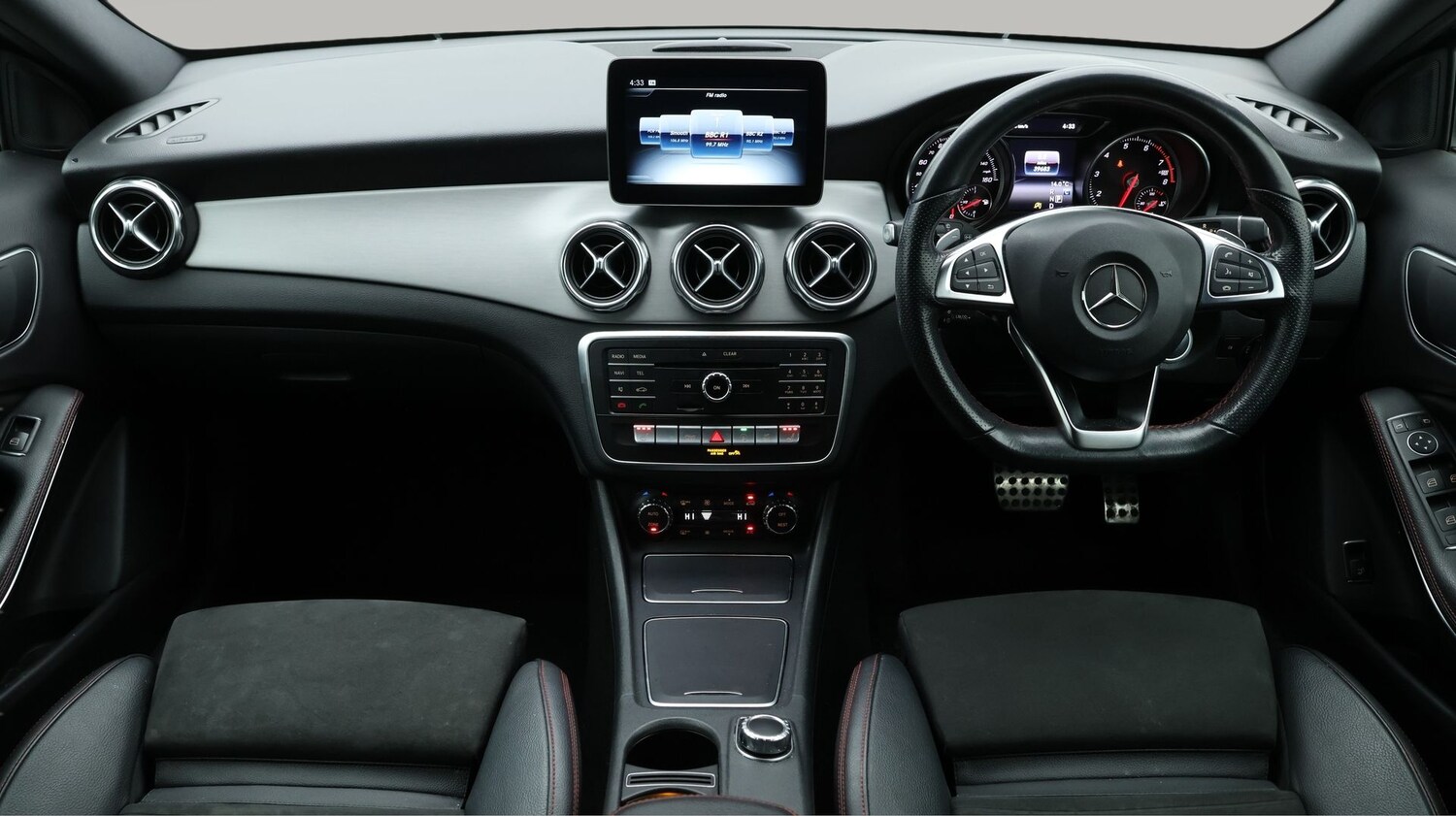 Used Mercedes-Benz GLA 2020 for sale - 77182083: Photo 13