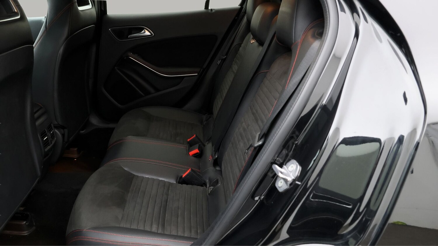 Used Mercedes-Benz GLA 2020 for sale - 77182083: Photo 16