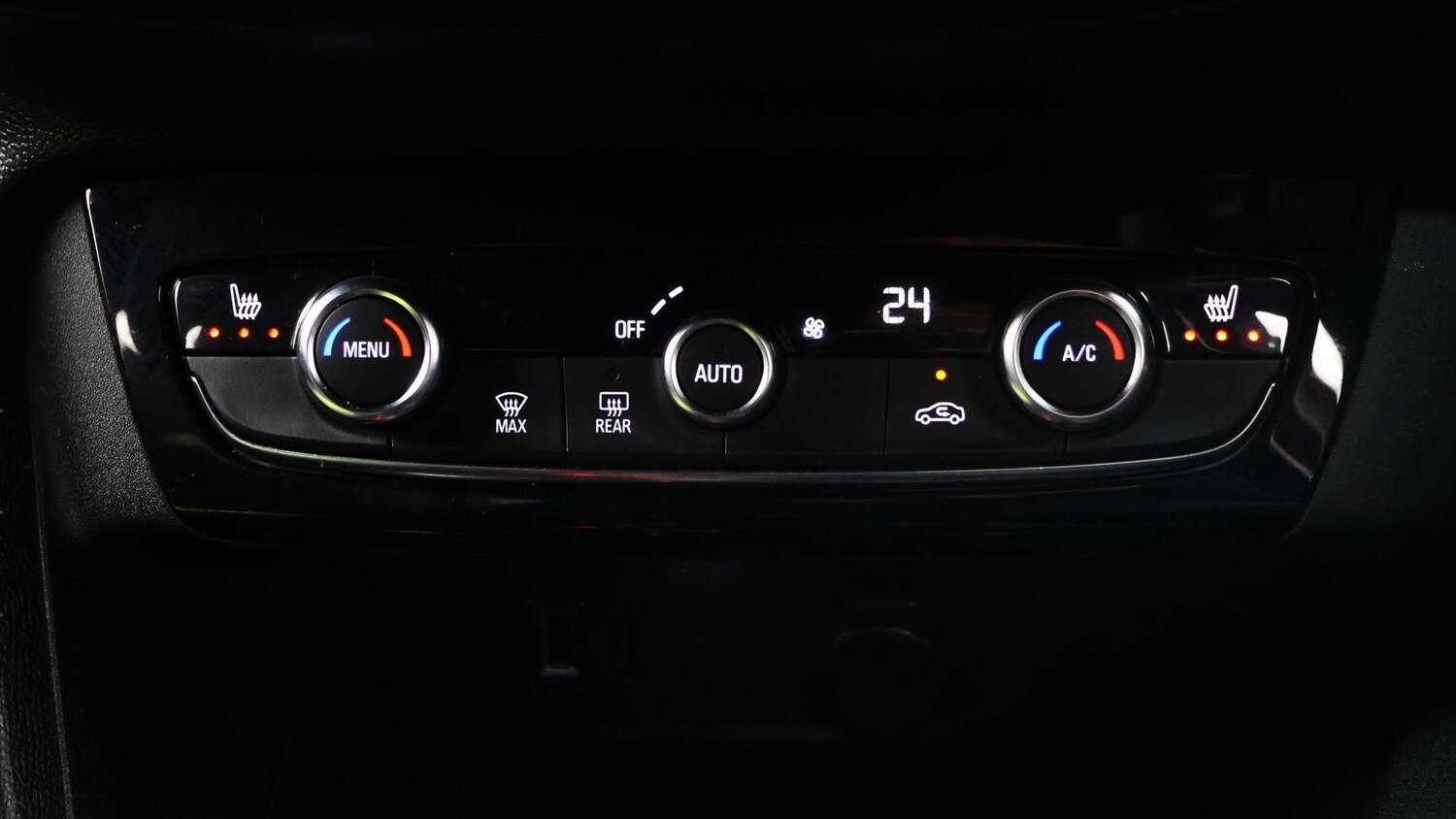 Used Vauxhall Corsa for sale - 77675129: Photo 12