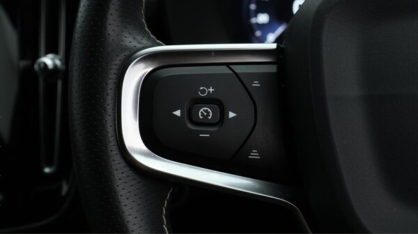 Used Volvo XC40 2019 for sale - 75623114: Photo 24