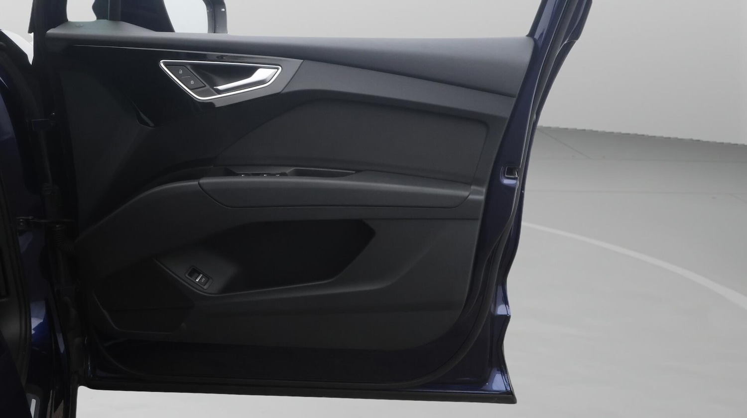 Used Audi Q4 e-tron 2023 for sale - 76702357: Photo 16