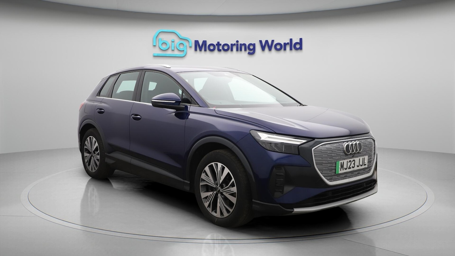 Used Audi Q4 e-tron 2023 for sale - 76702357: Photo 2