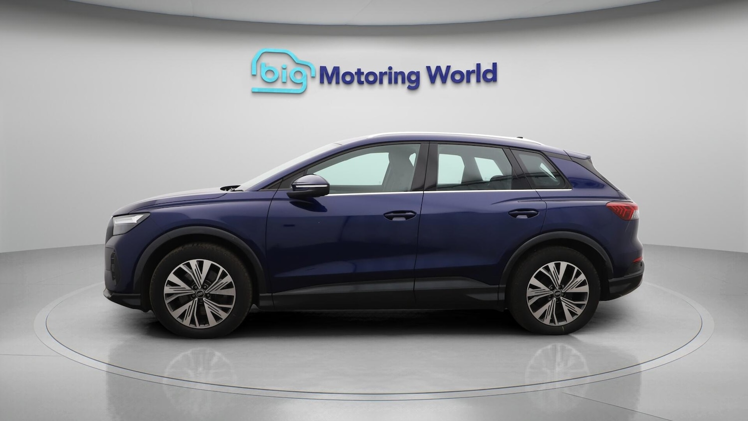 Used Audi Q4 e-tron 2023 for sale - 76702357: Photo 5