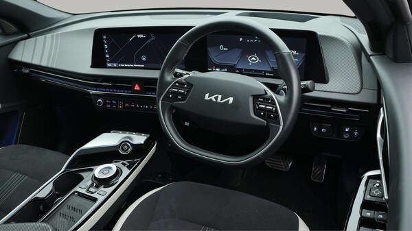 Used Kia EV6 2023 for sale - 76247963: Photo 10
