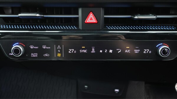 Used Kia EV6 2023 for sale - 76247963: Photo 13
