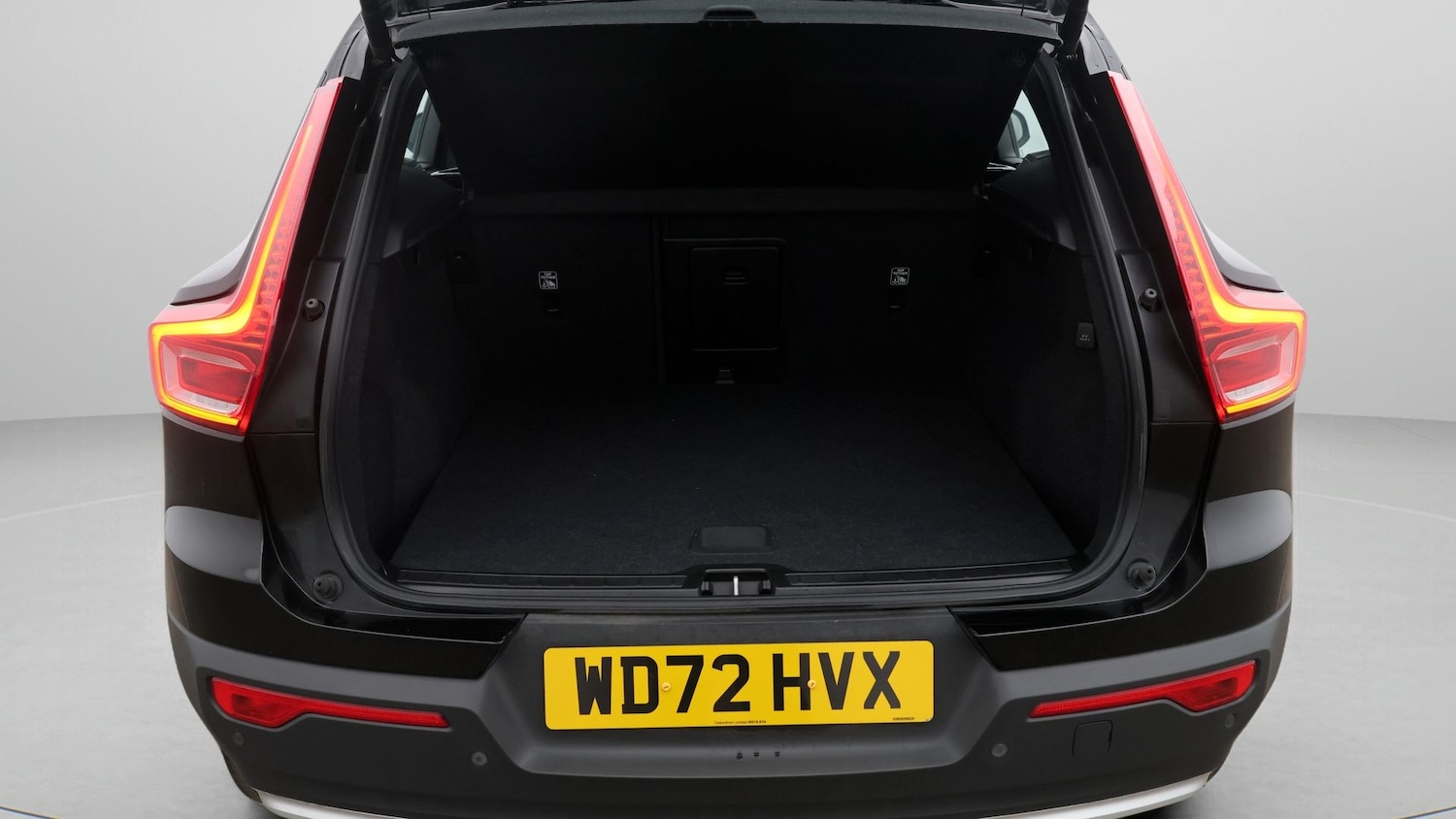 Used Volvo XC40 2023 for sale - 77848530: Photo 17