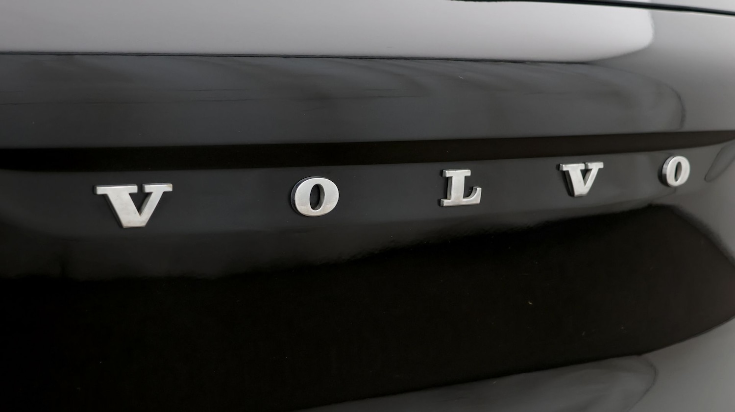 Used Volvo XC40 2023 for sale - 77848530: Photo 24