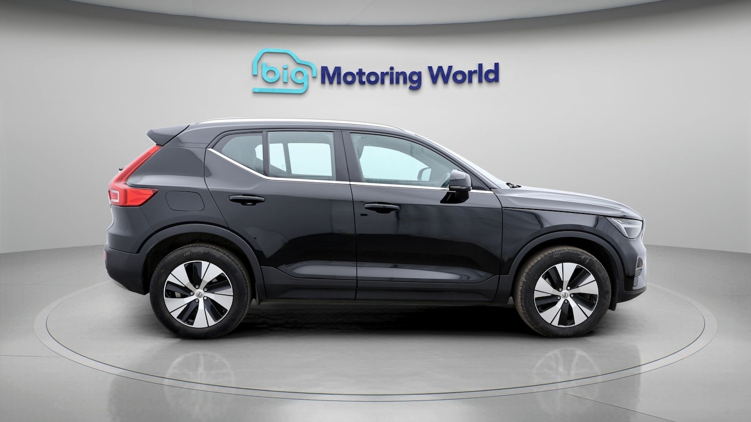 Used Volvo XC40 2023 for sale - 77848530: Photo 8
