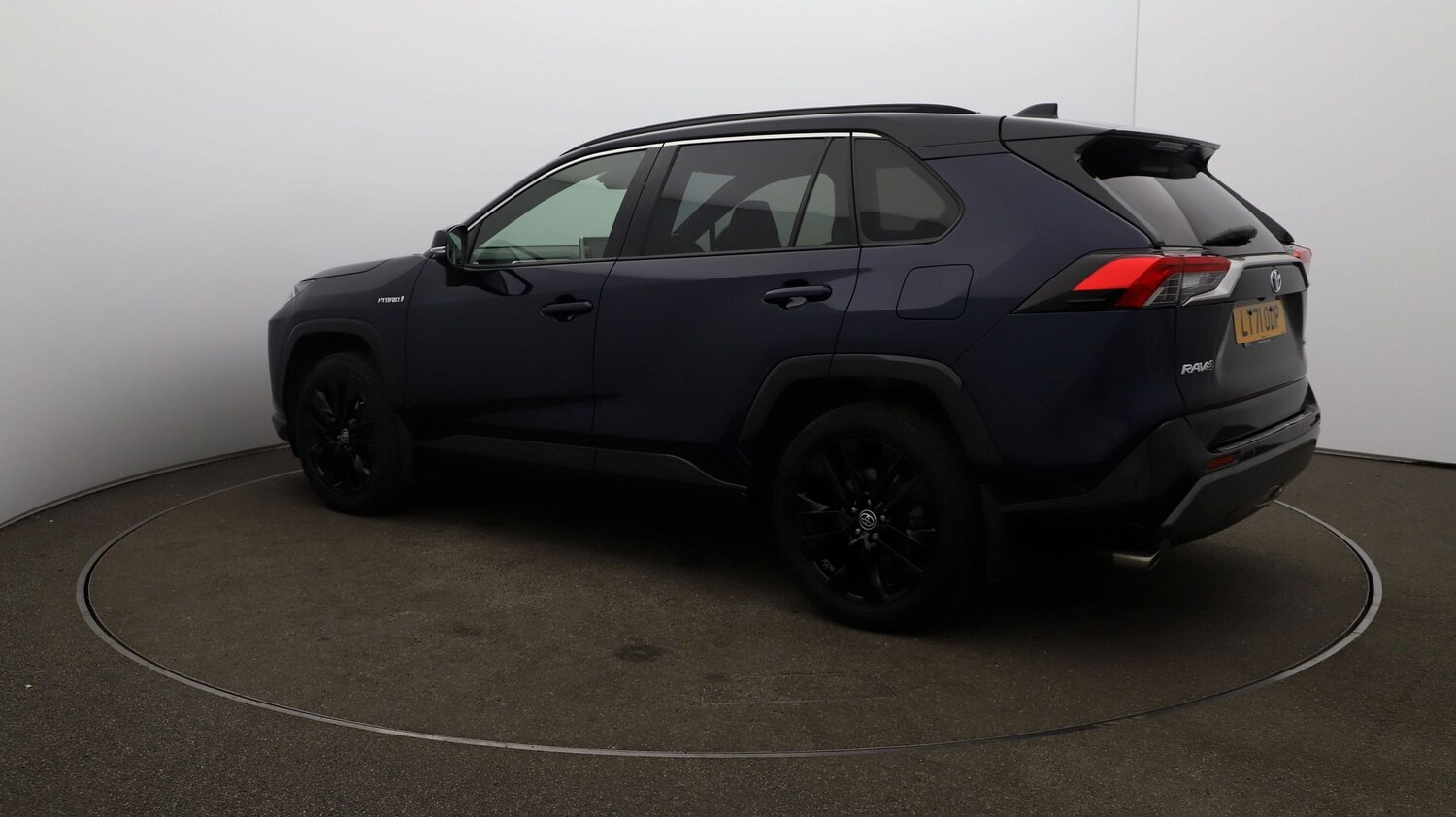 Used Toyota RAV4 2021 for sale - 76809443: Photo 27