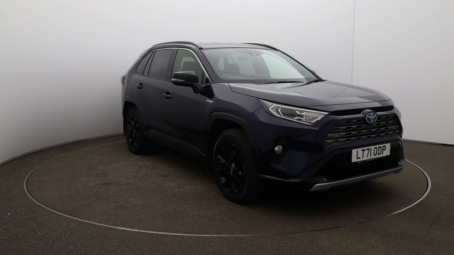 Used Toyota RAV4 2021 for sale - 76809443: Photo 35