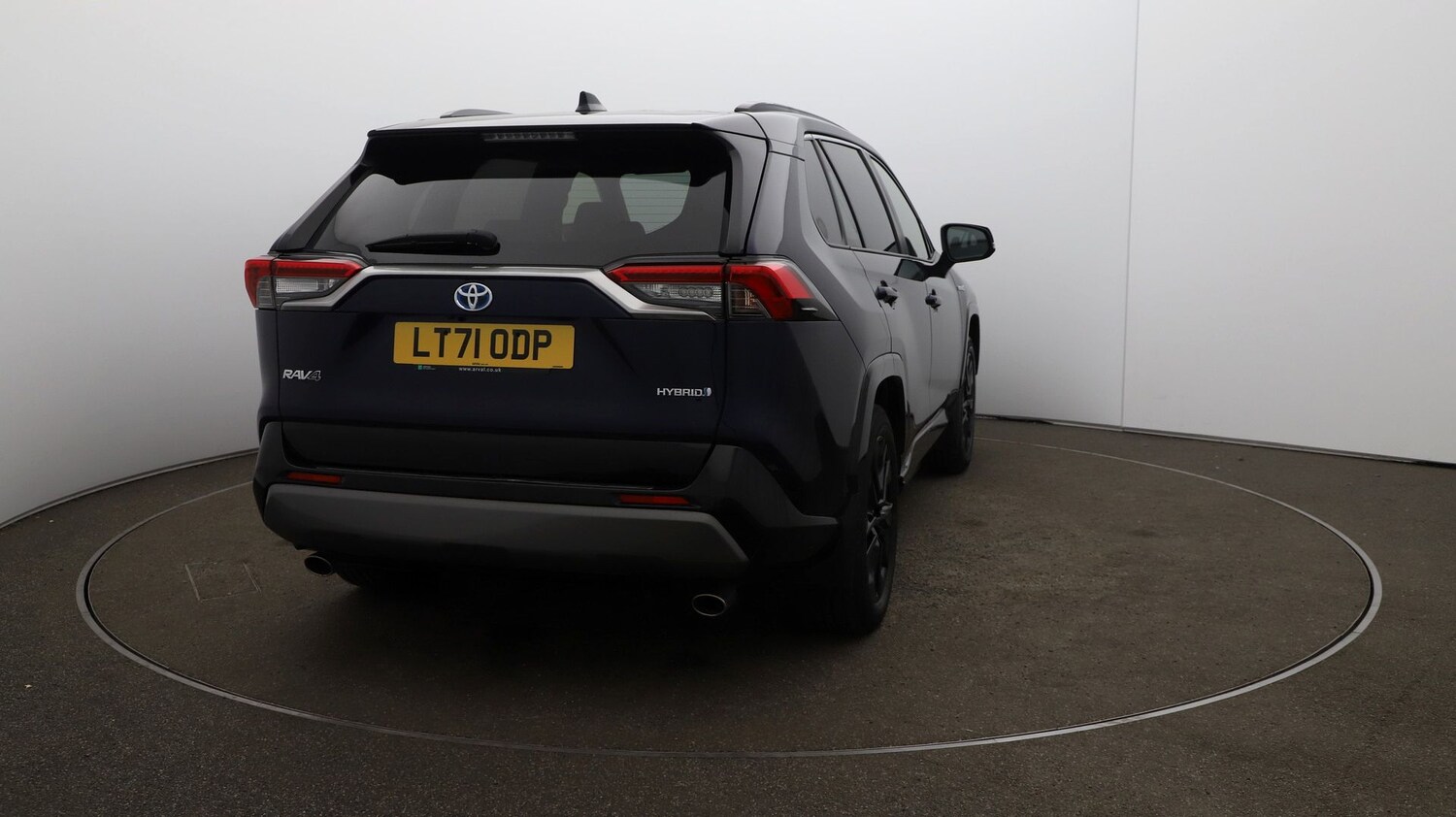 Used Toyota RAV4 2021 for sale - 76809443: Photo 48