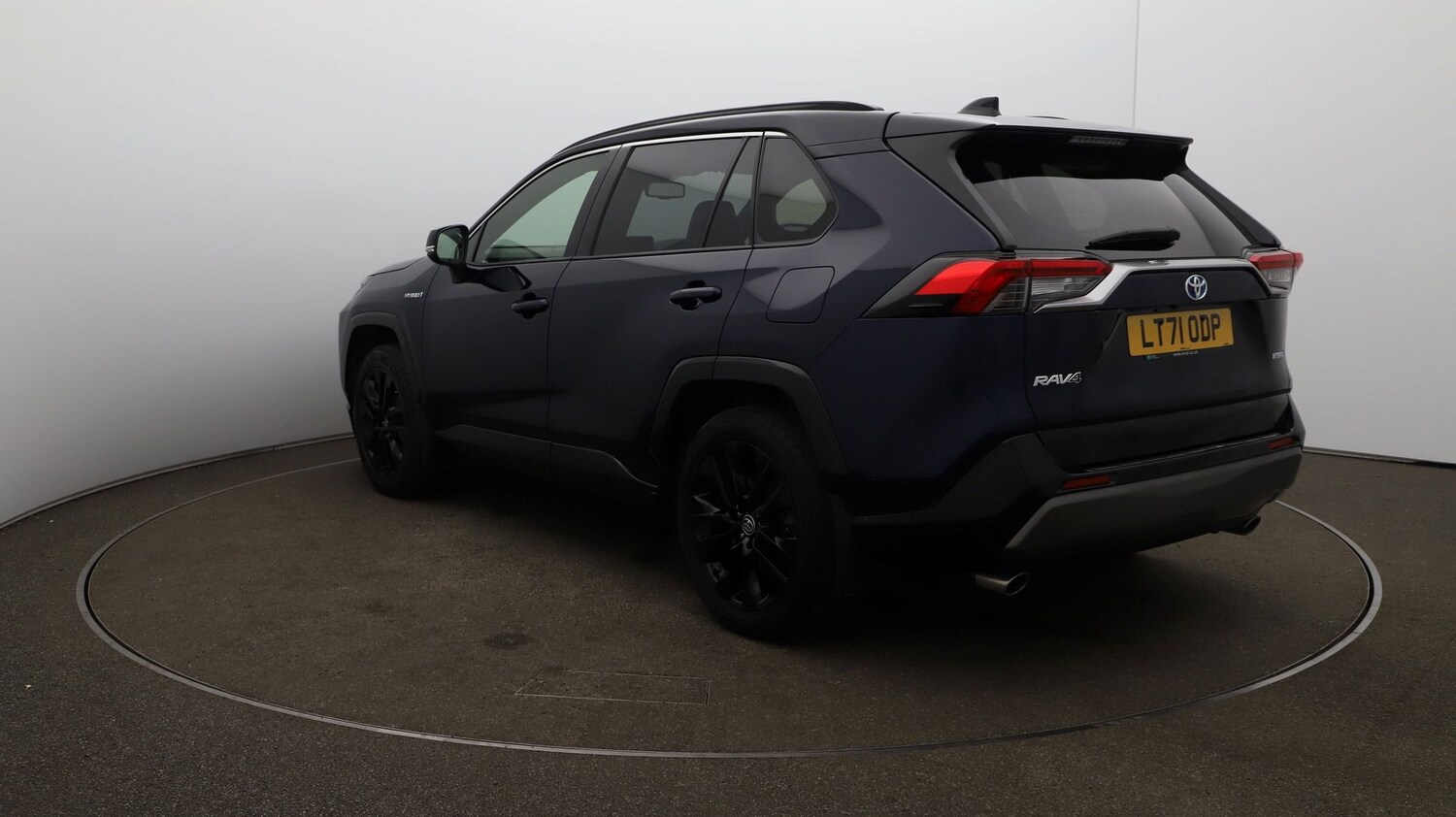 Used Toyota RAV4 2021 for sale - 76809443: Photo 54