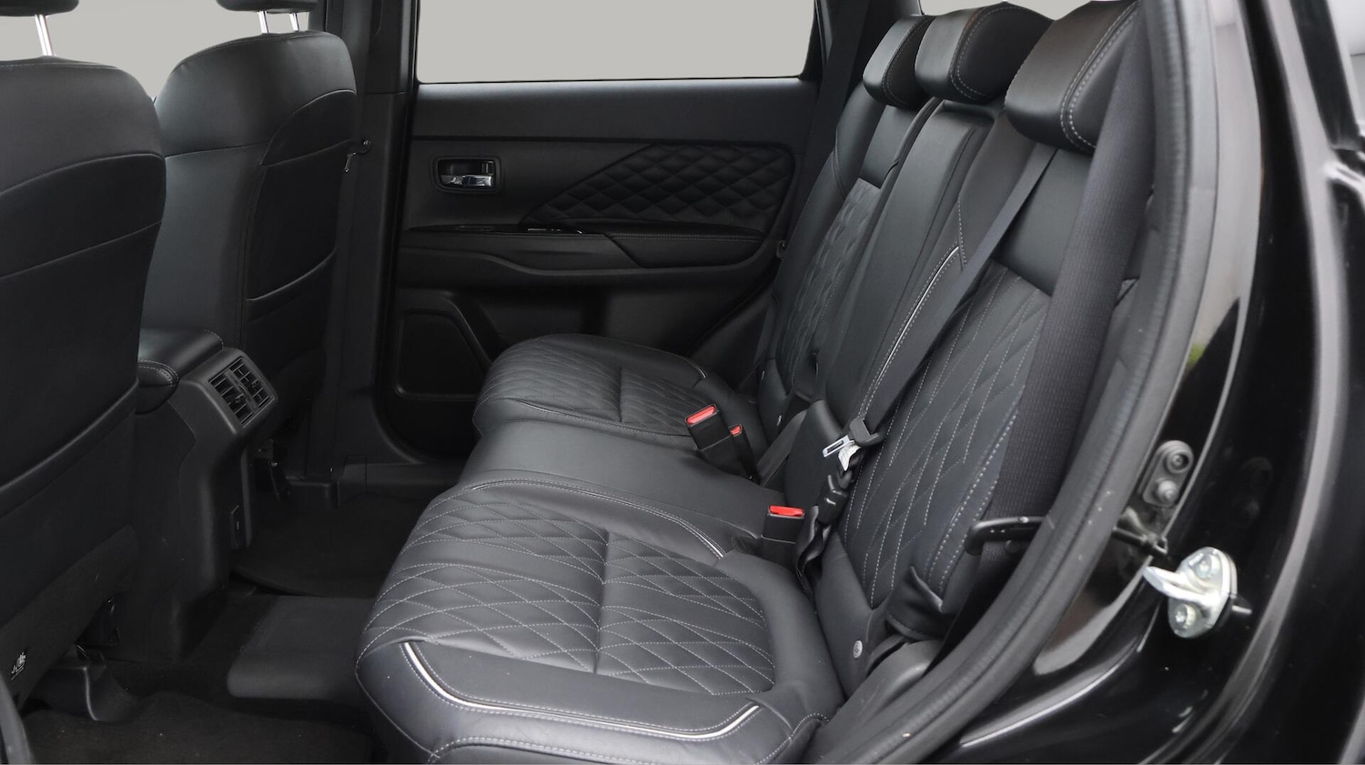 Used Mitsubishi Outlander 2021 for sale - 76159030: Photo 25