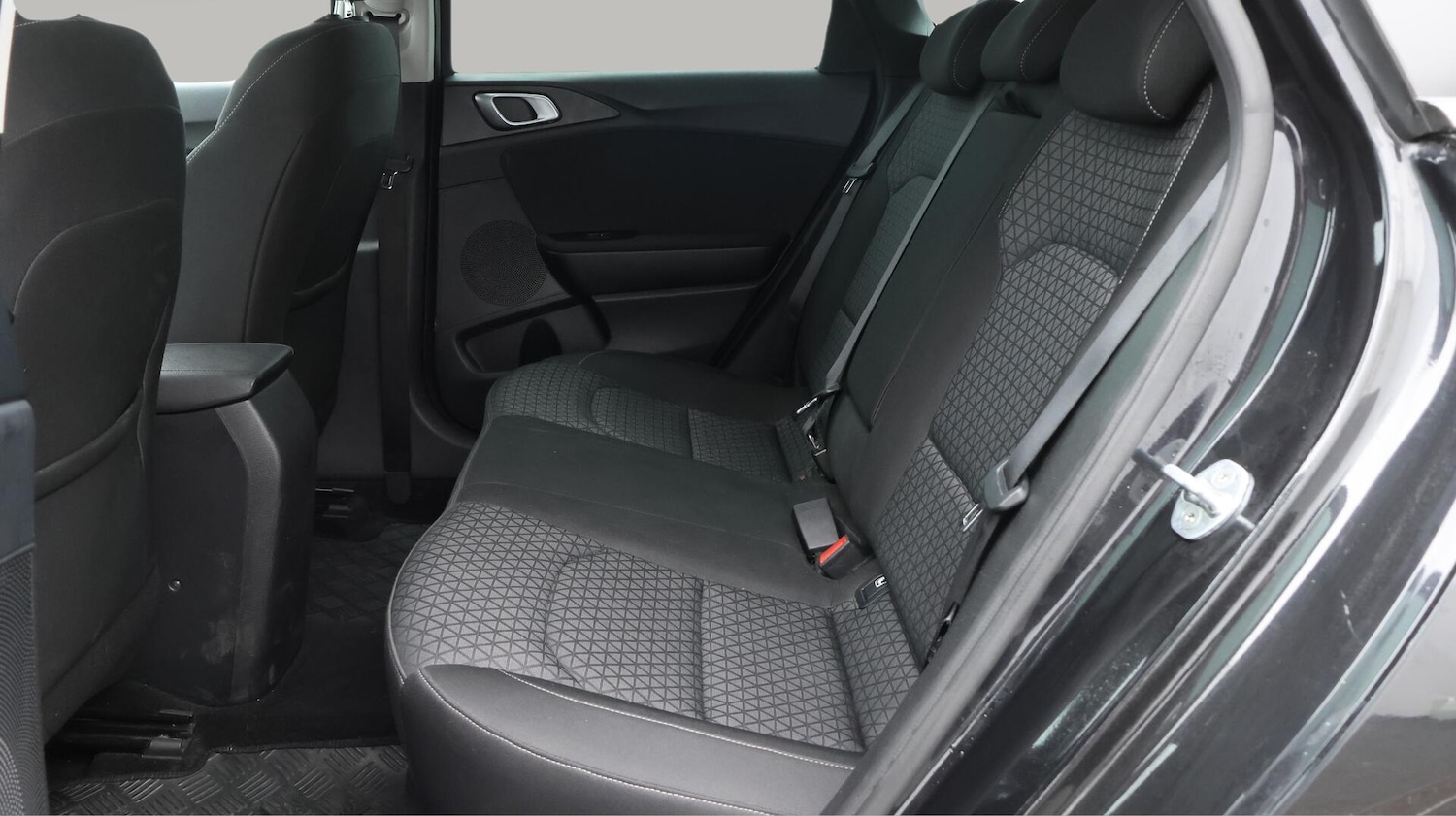 Used Kia Ceed 2021 for sale - 76613052: Photo 17