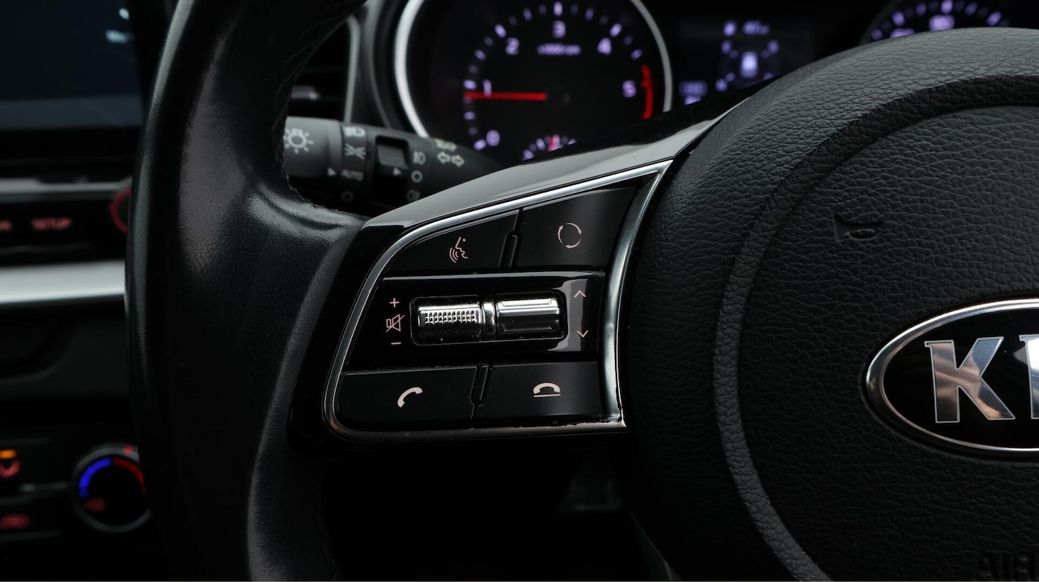 Used Kia Ceed 2021 for sale - 76613052: Photo 25