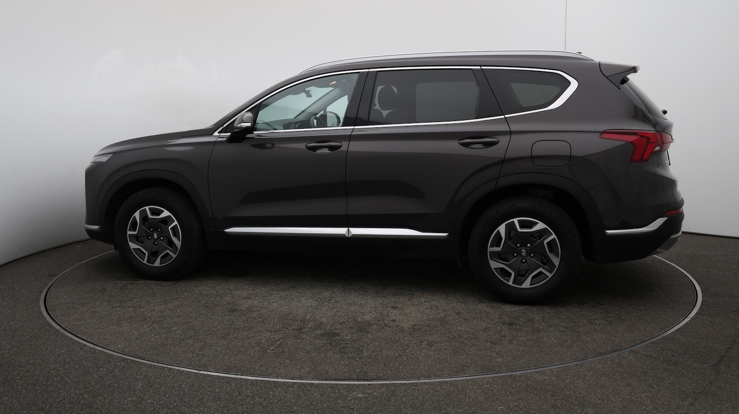 Used Hyundai Santa Fe 2023 for sale - 76151199: Photo 61