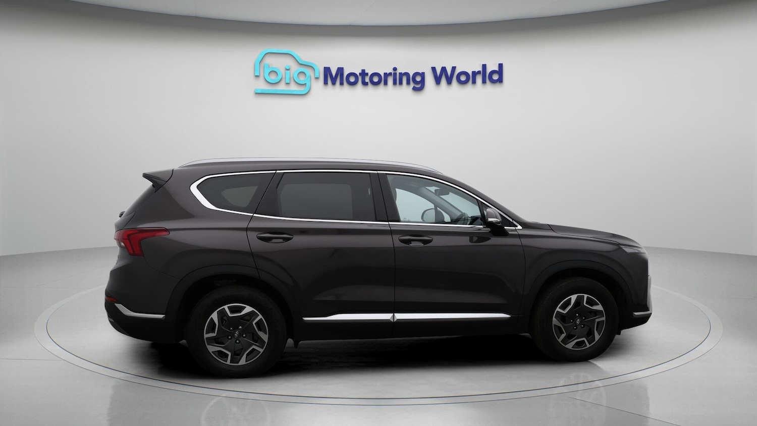 Used Hyundai Santa Fe 2023 for sale - 76151199: Photo 9